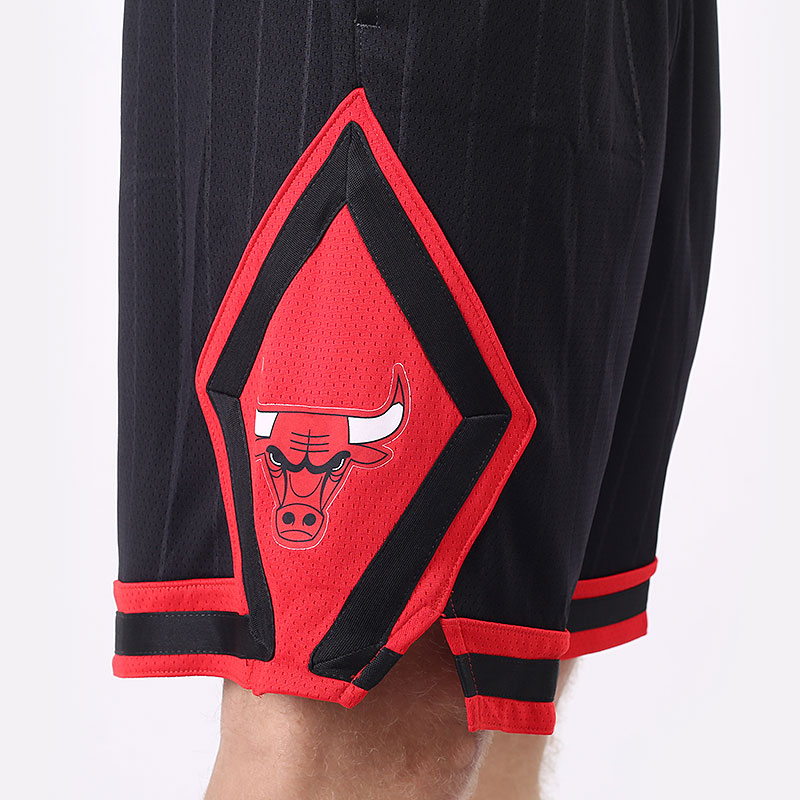 мужские черные шорты  Jordan Chicago Bulls Statement Edition Jordan NBA Short CV9555-010 - цена, описание, фото 4